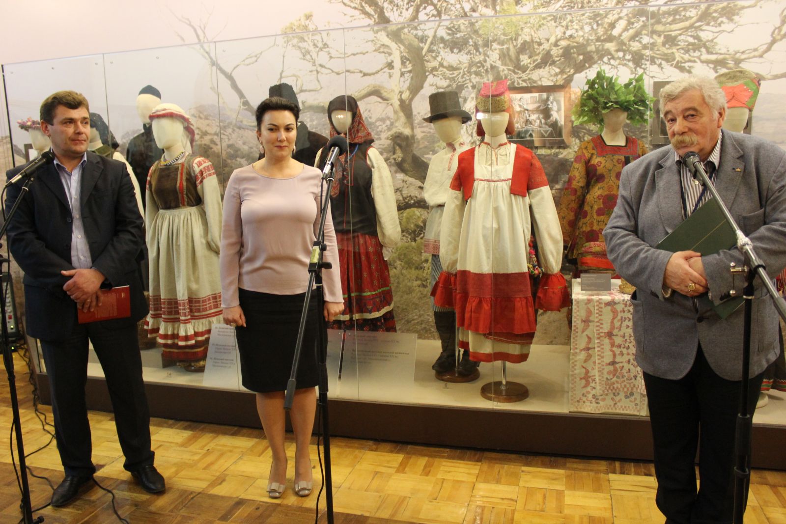 Открытие выставки "Народы Крыма"