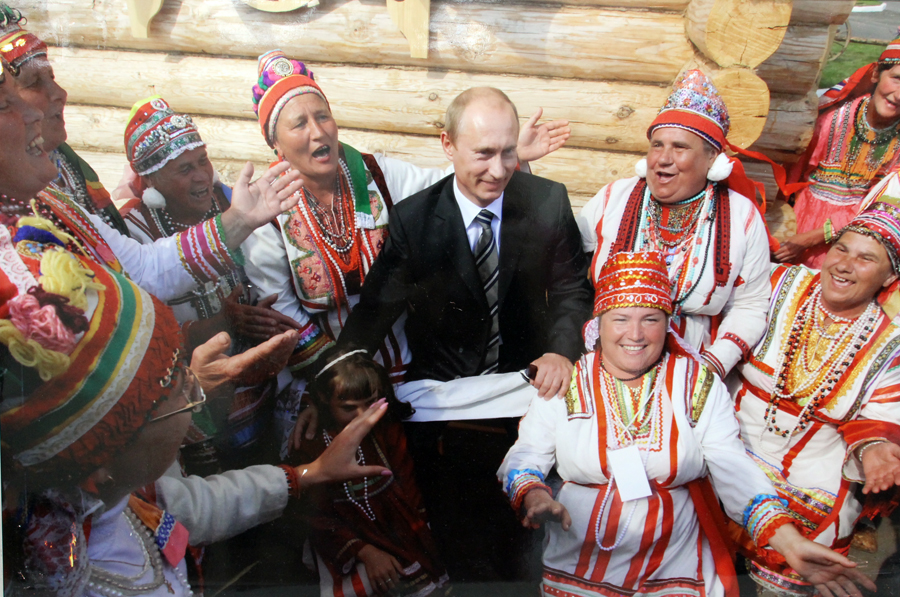 Фотовыставка "Неформальный Путин"